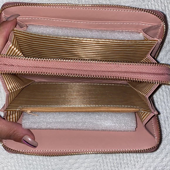 Womens wallet - Picture 2 of 3